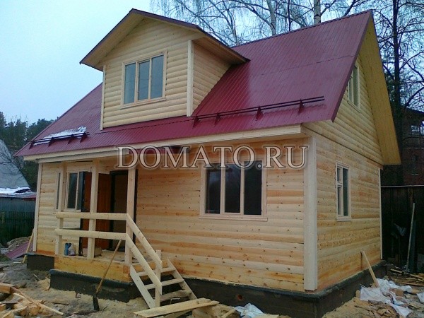 вариант покрытия бани профнастилом цветным